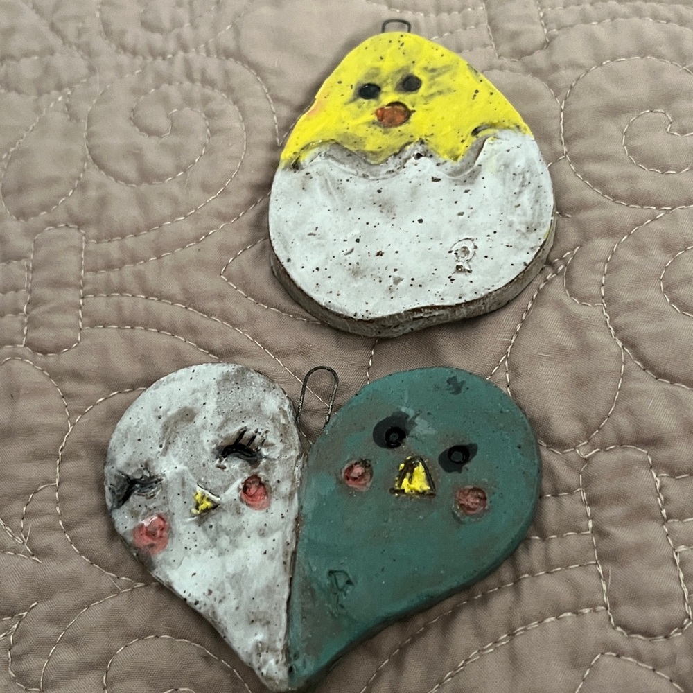 Cute Chick and Egg and birdie Ornaments! Hand sculpted and glazed! Set of 2!